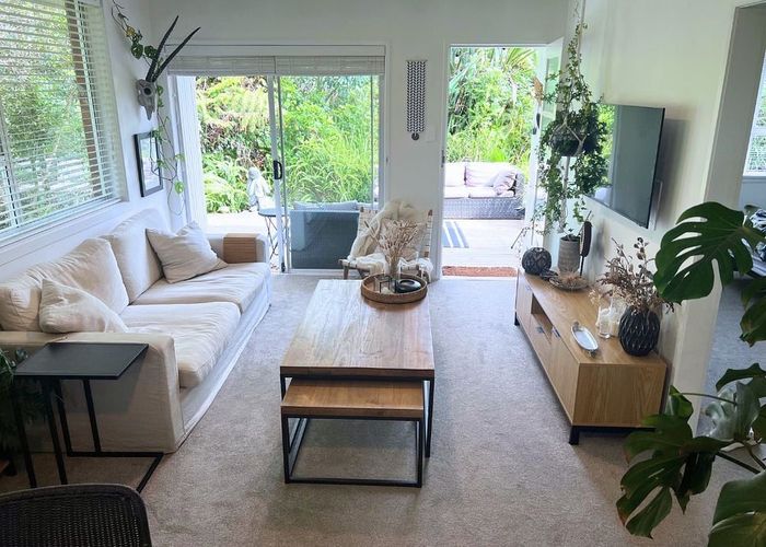  at 9 John Court Street, Birkenhead, North Shore City, Auckland