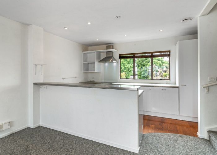  at 17/14 Ambrico Place, New Lynn, Auckland