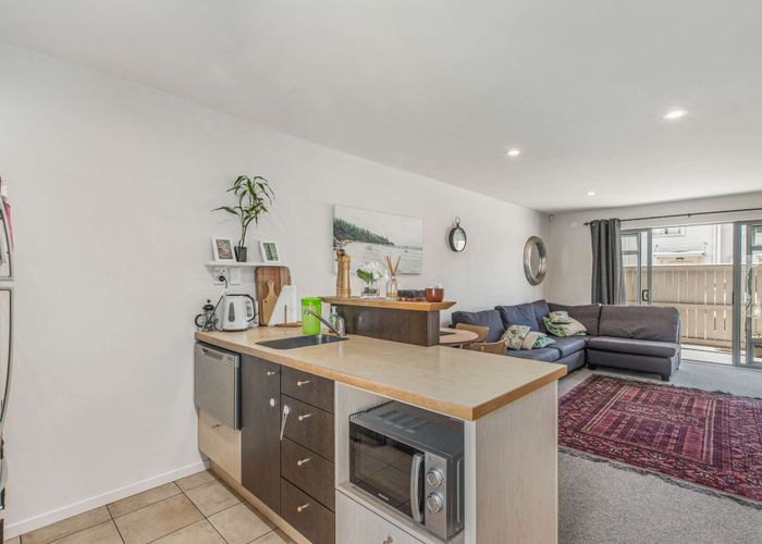  at 103O Mays Road, Onehunga, Auckland