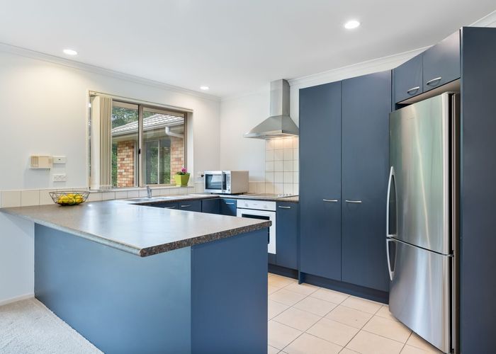  at 32 Lomas Way, Albany, North Shore City, Auckland