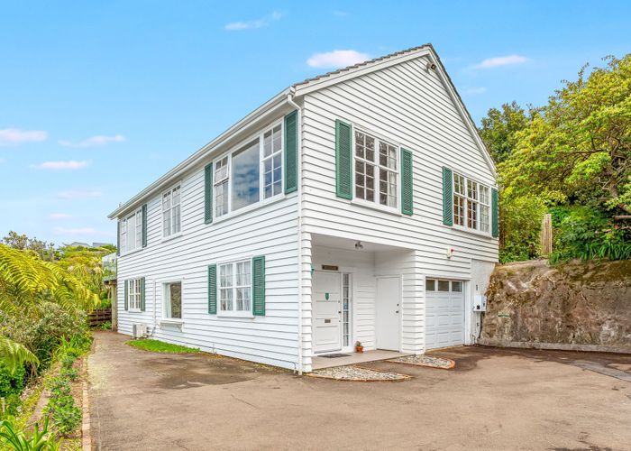  at 64 Lohia Street, Khandallah, Wellington