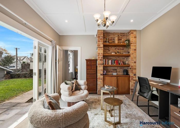  at 18  Charlton Ave, Mount Eden, Auckland City, Auckland