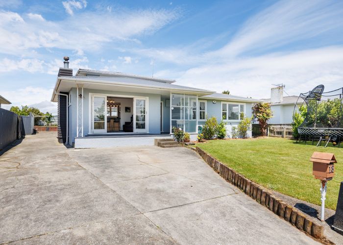  at 18 Somerset Crescent, Highbury, Palmerston North, Manawatu / Whanganui
