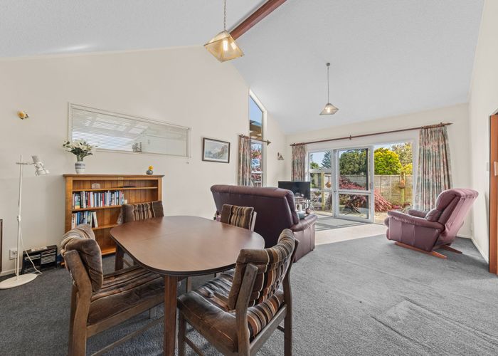  at 14A Truby King Street, Merrilands, New Plymouth