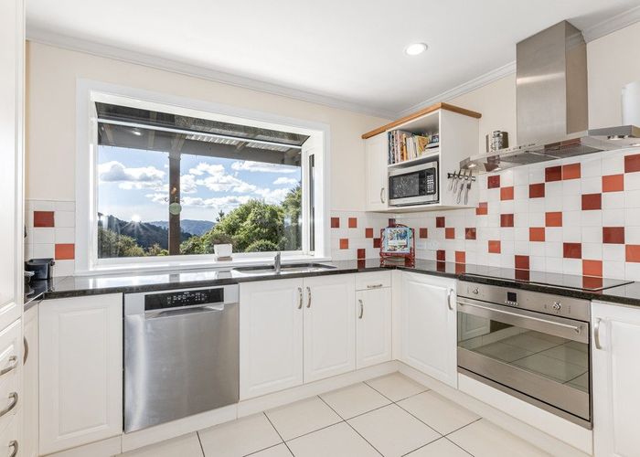  at 13 Sierra Way, Blue Mountains, Upper Hutt, Wellington
