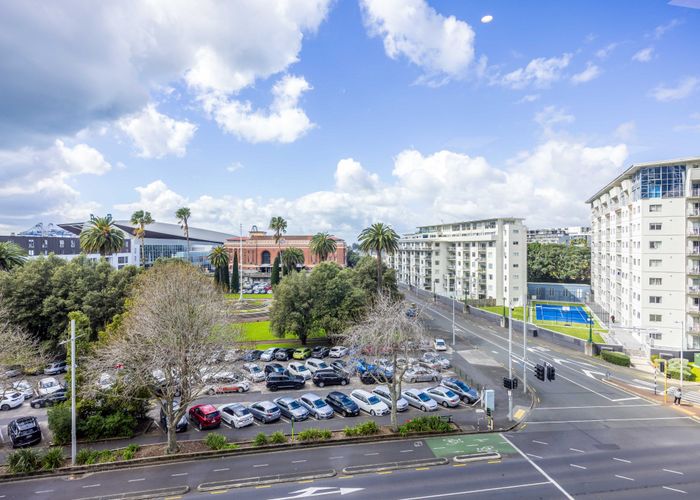 at 3A/121-123 Beach Road, City Centre, Auckland City, Auckland