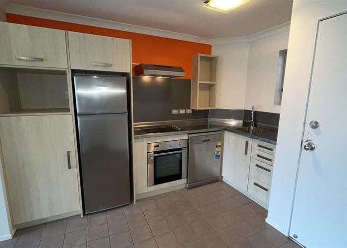  at 18/15 Minnie Street, Eden Terrace, Auckland City, Auckland