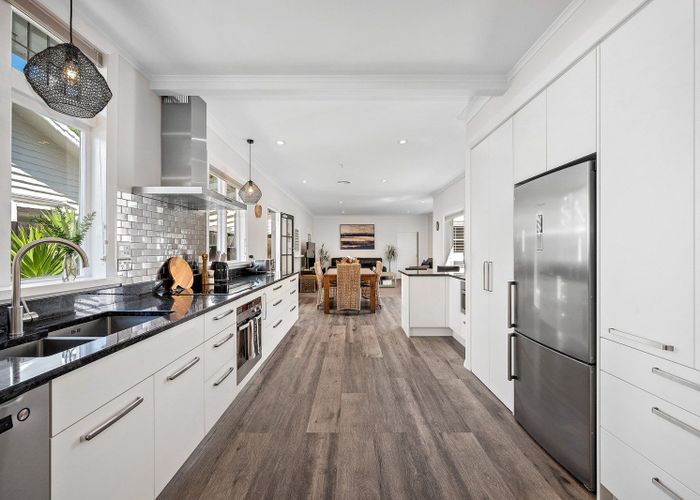  at 20 Raumati Terrace, Khandallah, Wellington