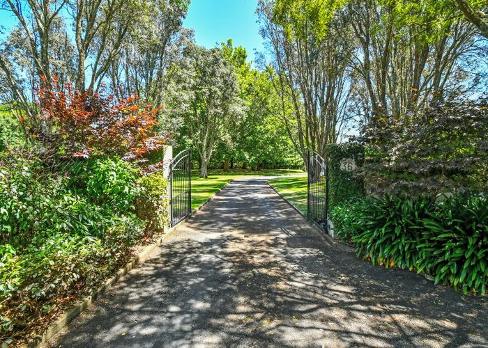  at 36 Derbyshire Lane, Karaka, Papakura