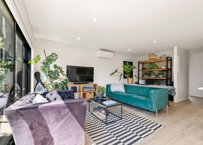  at 16F Cradock Street, Avondale, Auckland