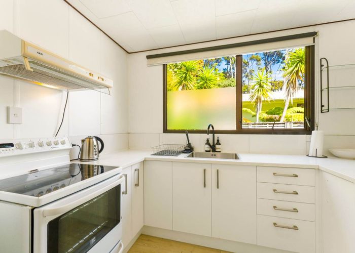  at 3/77 Woodfern Crescent, Titirangi, Waitakere City, Auckland