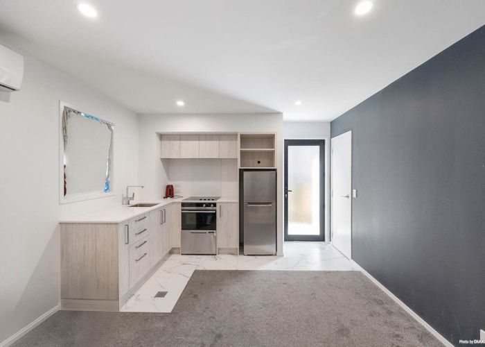  at 2/45 Vera Road, Te Atatu South, Waitakere City, Auckland