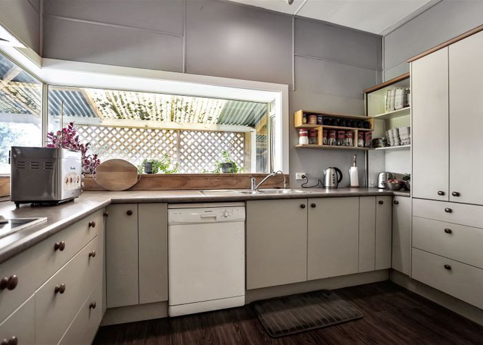  at 17 Wilkinsons Road, Chertsey, Ashburton