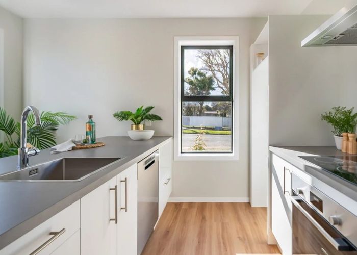  at 380b Cambridge Terrace, Naenae, Lower Hutt, Wellington