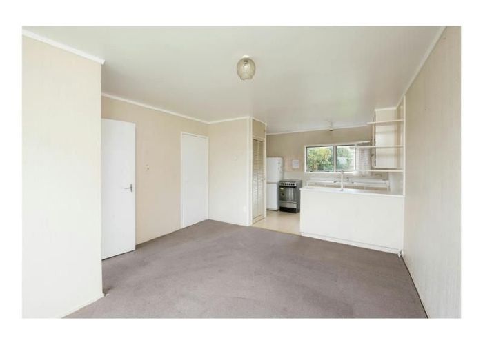  at 4/24 Copley Street, New Lynn, Waitakere City, Auckland