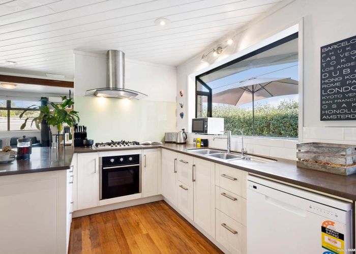  at 121 Maraetai Drive, Maraetai, Auckland