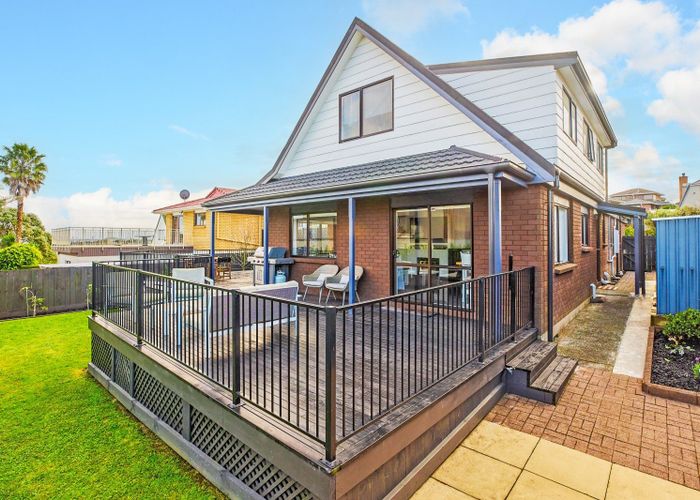  at 4 Sophora Place, Totara Heights, Auckland