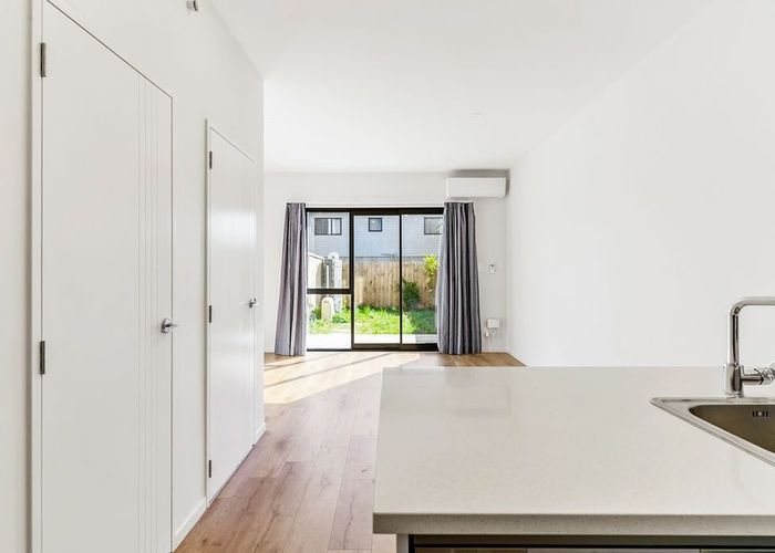  at 9/54 Swanson Road, Henderson, Auckland