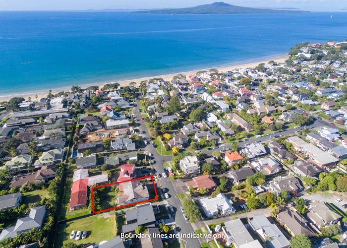  at 6 Park Avenue, Takapuna, Auckland