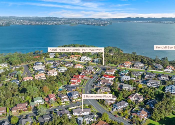  at 2 Ravenstone Place, Chatswood, Auckland