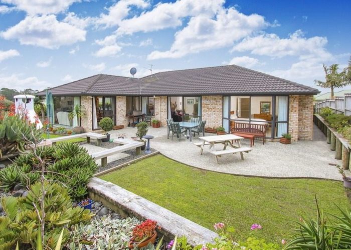  at 26 Brittany Drive, Henderson, Waitakere City, Auckland