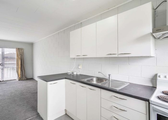  at 10/176 Shirley Road, Papatoetoe, Auckland