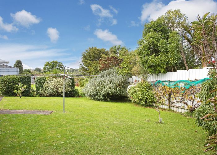  at 49 Edgewater Parade, Waiuku, Waiuku