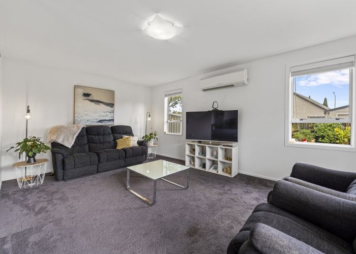  at 10 Te Maru Place, Redwood, Christchurch