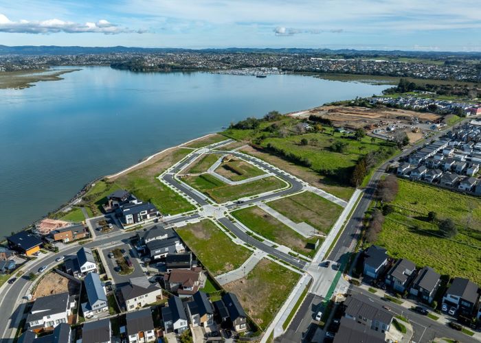  at 42 Harbourside Parade, Hobsonville, Waitakere City, Auckland