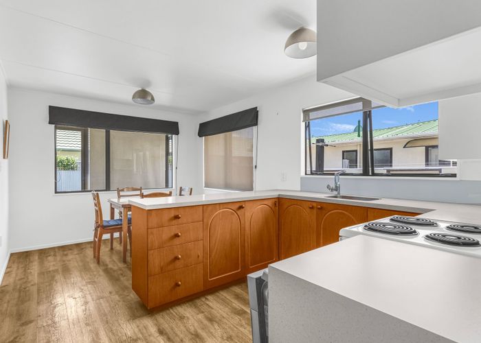  at 2/610 Queen Street West, Saint Leonards, Hastings, Hawke's Bay