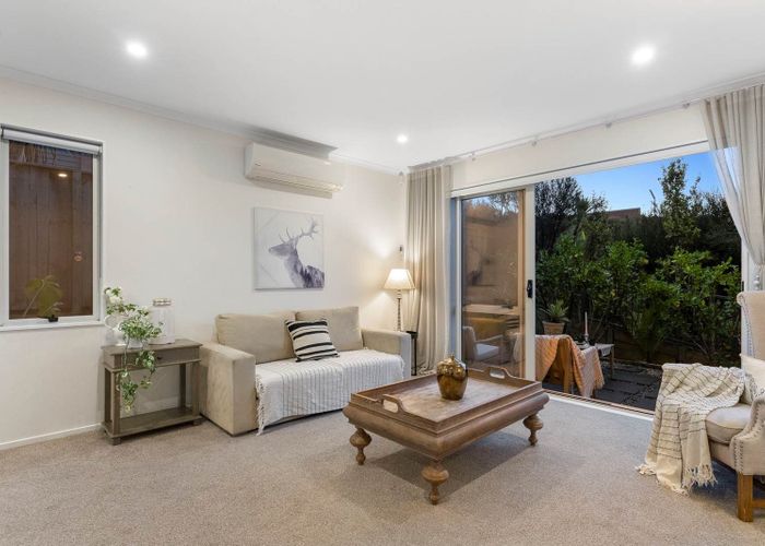  at 1 Mahinga Lane, Massey, Waitakere City, Auckland