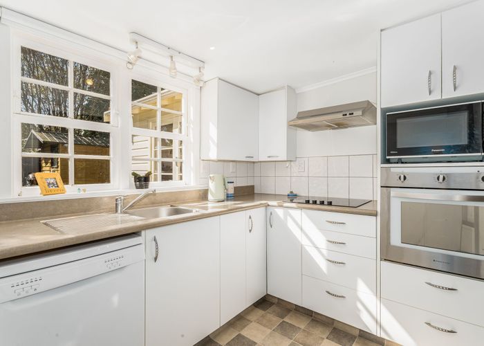  at 26 Kauri Street, Eastbourne, Lower Hutt, Wellington