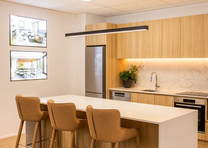  at 82 Mokoia Road, Birkenhead, North Shore City, Auckland