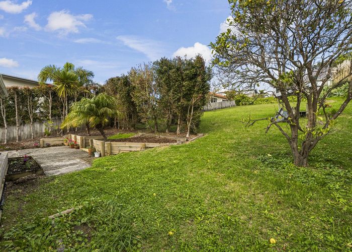  at 13 Rimu Road, Stanmore Bay, Whangaparaoa