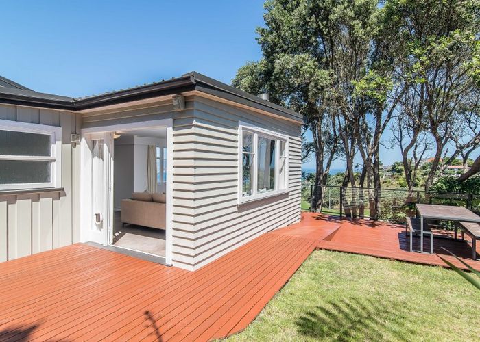  at 3 Houghton Bay Road, Houghton Bay, Wellington