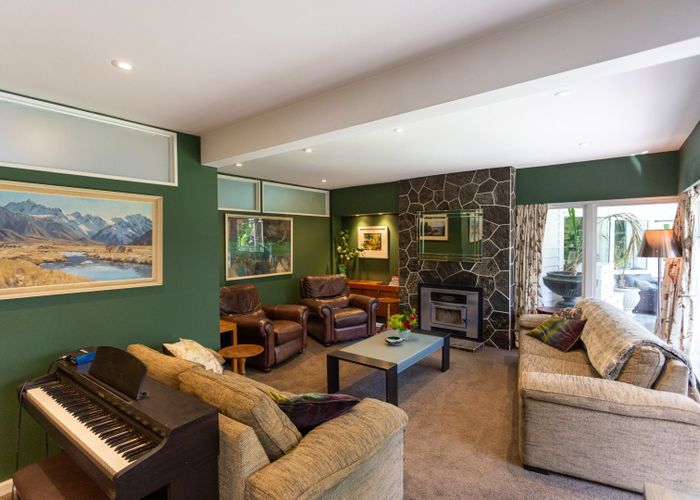  at 82 Clyde Road, Ilam, Christchurch