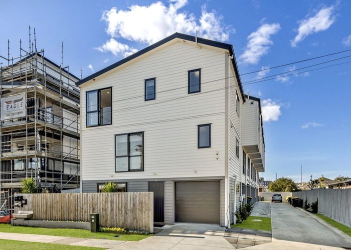  at 1/45 Dale Crescent, Pakuranga, Manukau City, Auckland