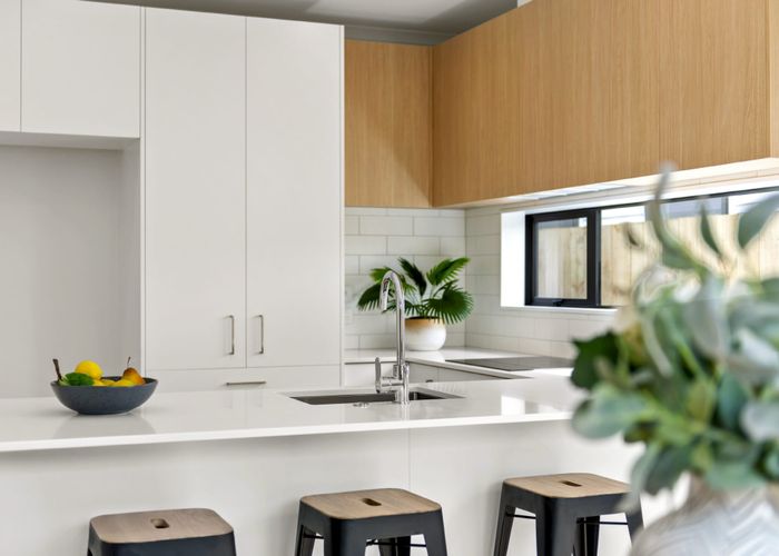  at 3 Isabella Lane, Henderson, Waitakere City, Auckland