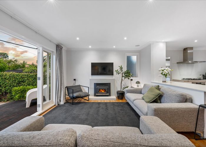  at 17 Poto Street, Te Atatu South, Waitakere City, Auckland