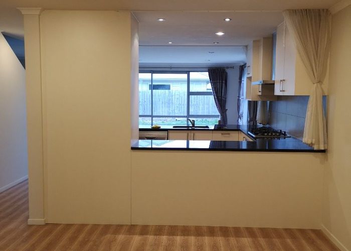  at 10 Puweto Avenue, Takanini, Papakura, Auckland