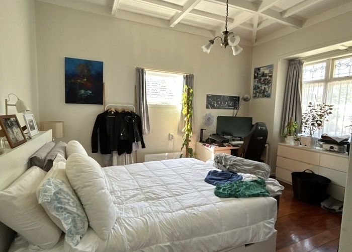  at 1/1063 Great North Road, Point Chevalier, Auckland City, Auckland