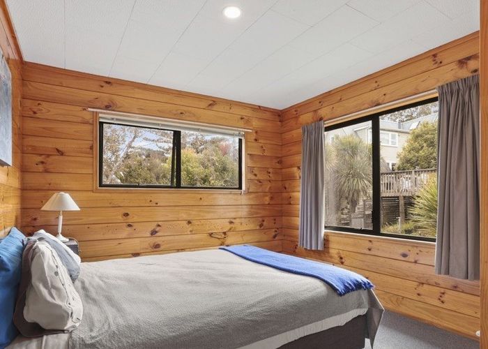  at 12B Highland Ave, Titirangi, Waitakere City, Auckland
