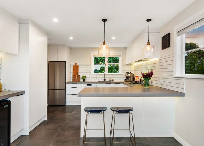  at 41 Waiohua Road, Greenlane, Auckland City, Auckland