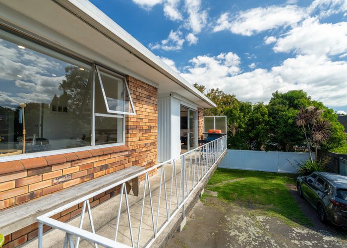  at 3/2 Peary Rd, Mount Eden, Auckland City, Auckland