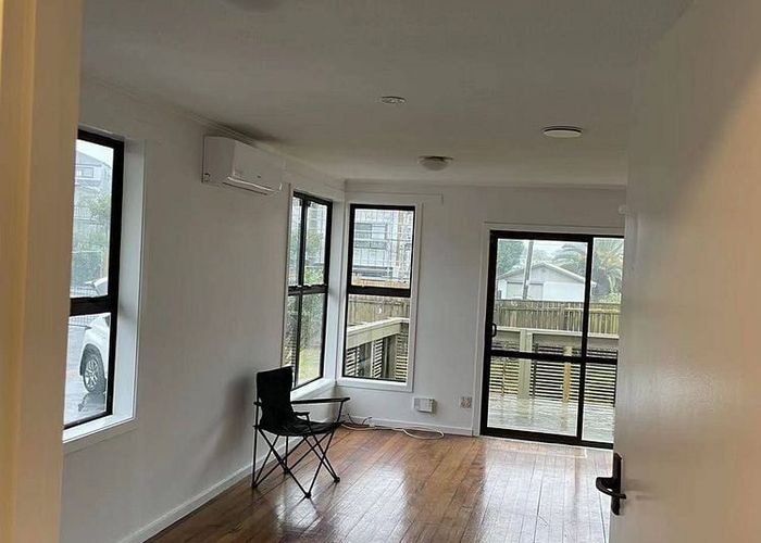  at 4 Fitzgerald Road, Mount Wellington, Auckland City, Auckland