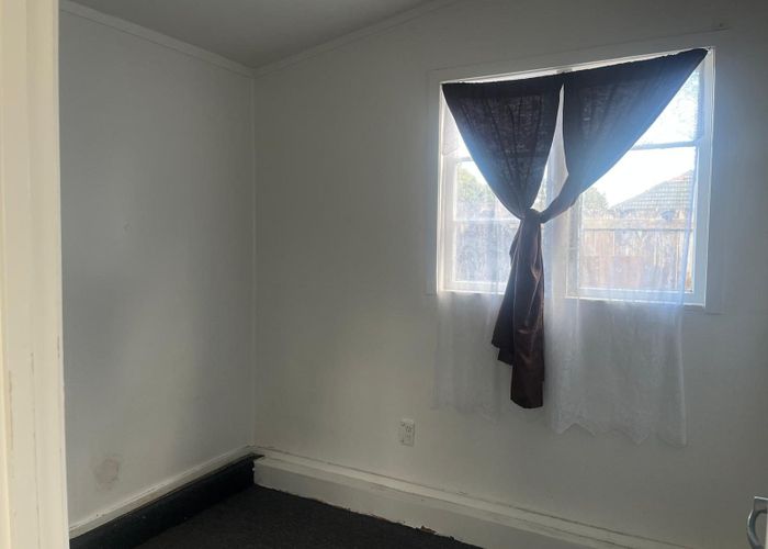  at 2/9 Stewart Place, Otara, Manukau City, Auckland