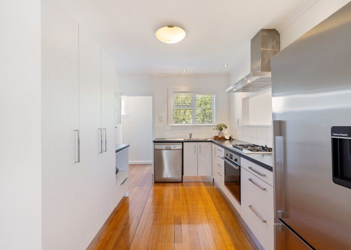  at 131 Hamilton Avenue, Fendalton, Christchurch City, Canterbury
