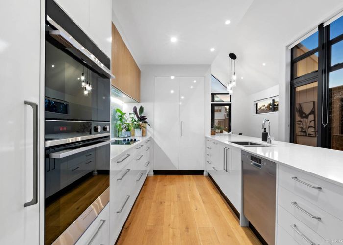  at 4 Makete Crescent, Hobsonville, Waitakere City, Auckland