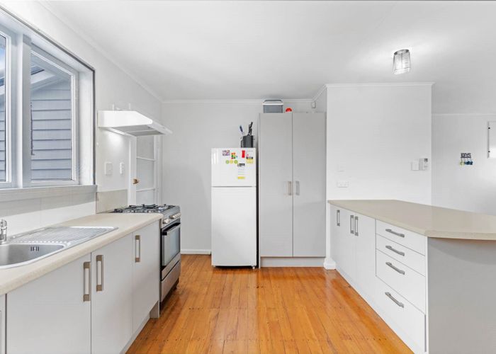  at 1/57 KELVIN RD, Papakura, Auckland