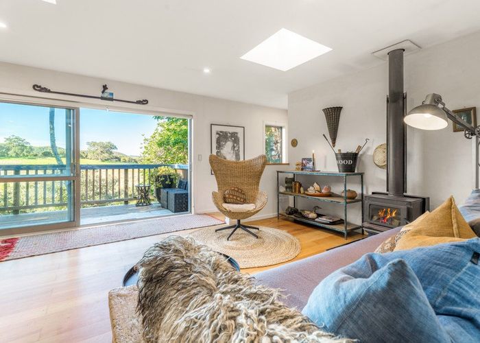  at 33 Wilma Road, Ostend, Waiheke Island, Auckland